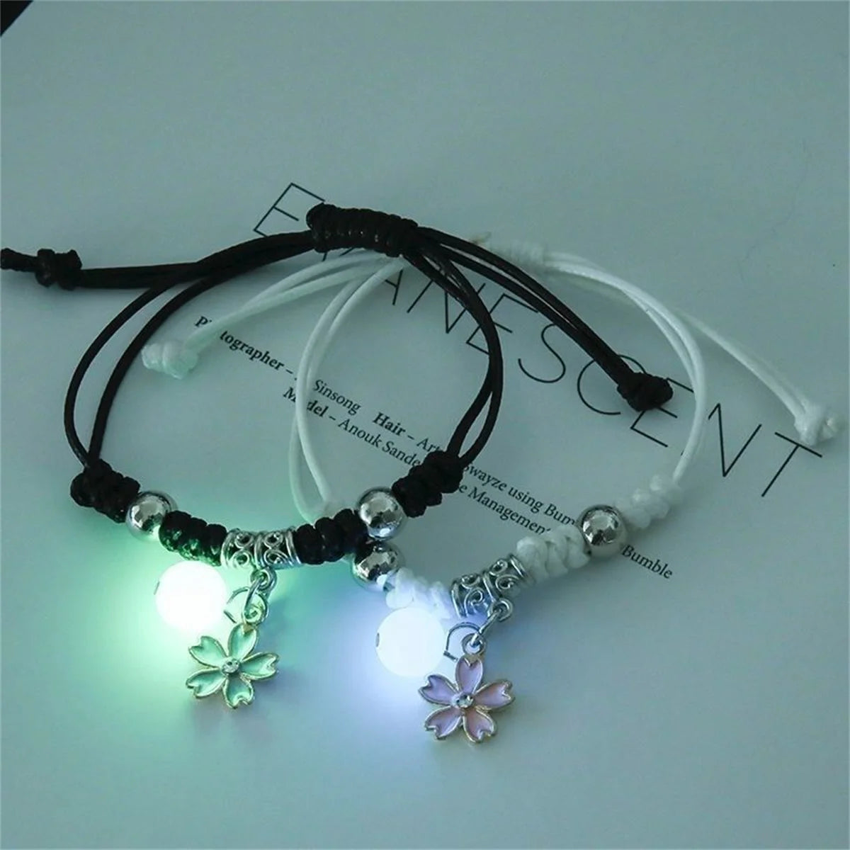 Bracelet avec étoile et perle lumineuse TENDANCE FASHION